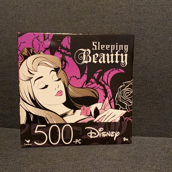 (3 for $25) Disney Sleeping Beauty 500 Puzzle - Picture 2 of 4